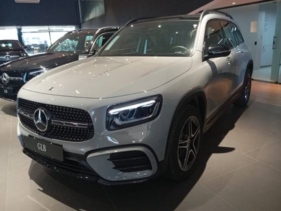 MERCEDES-BENZ GLB 220 2.0 MHEV NIGHT EDITION 4MATIC 8G-DCT